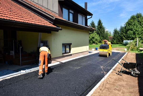 Cost of Blacktopping Service in Gastonia